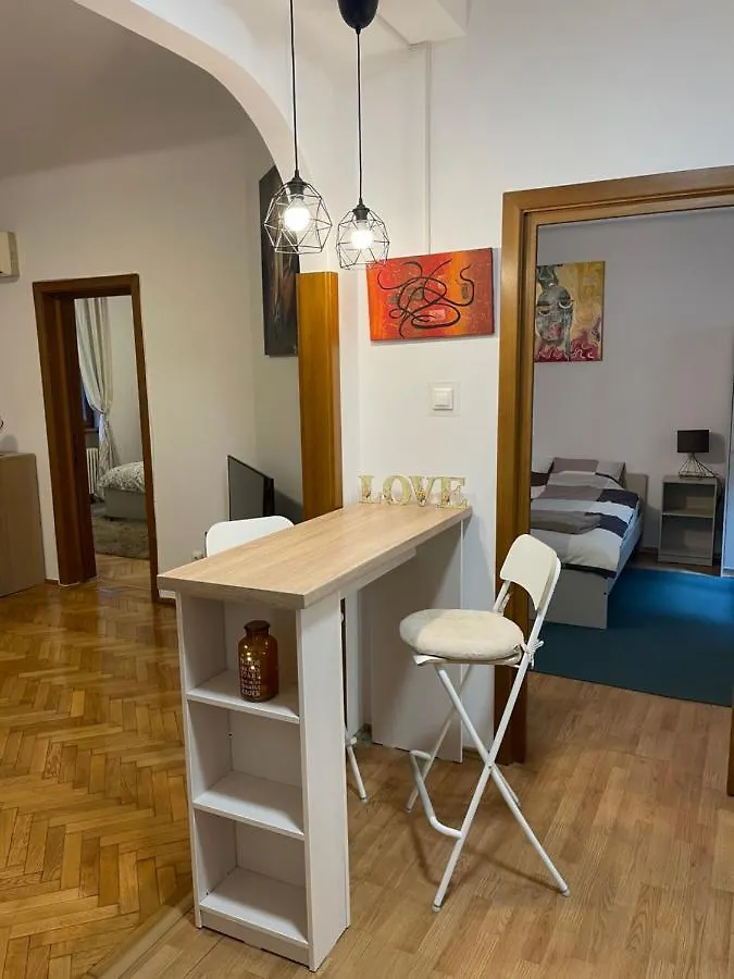 Klimt'S Korner L Modern, Central, Lovely Apartment Bucharest